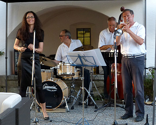 Shrink&Jazz in der Villa Sunneschy. Fotos: Susanne Hauser Lendenmann